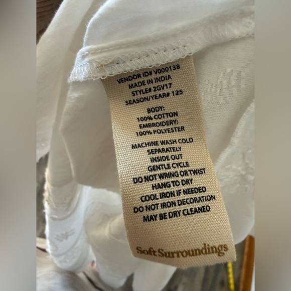 Soft Surroundings White Embroidered Blouse Tunic - Picture 7 of 9
